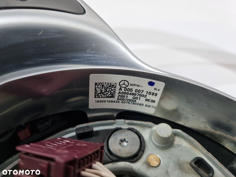 Mercedes C-Klasse W205 – multifunktionsrat, A0050071699