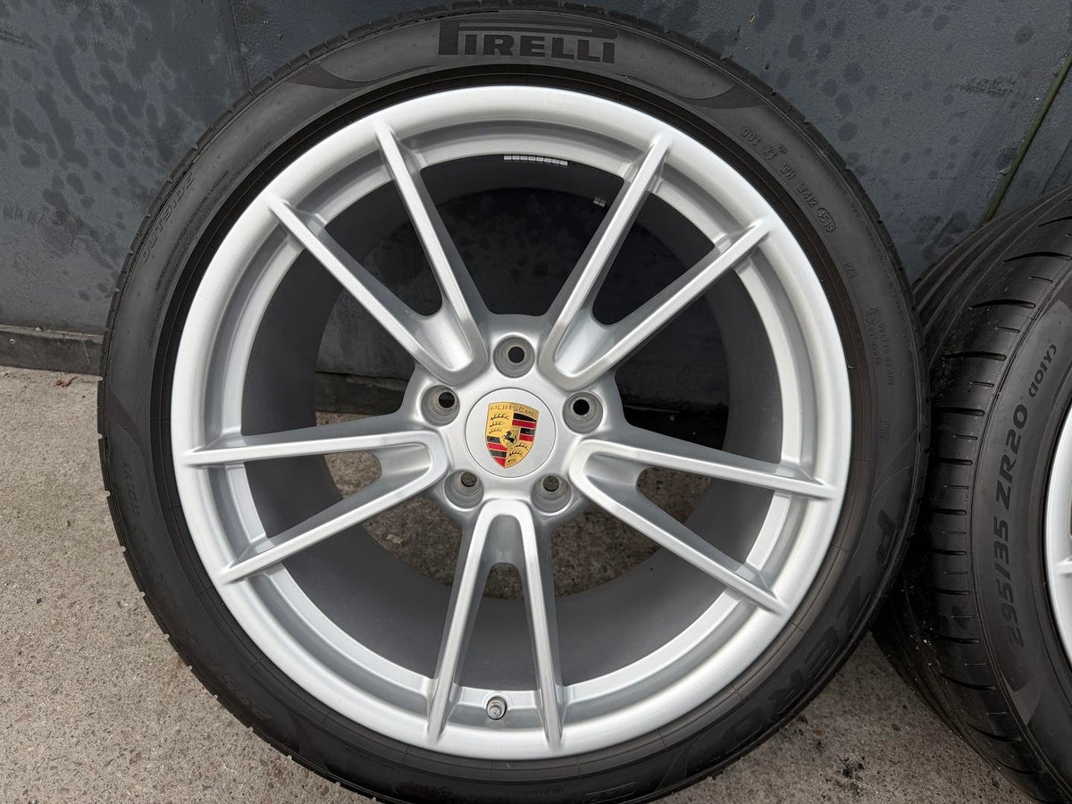 Porsche 911 Carrera 992 19/20″ originale fælge – sæt med 4 – dæk på billedet medfølger ikke – foto 4