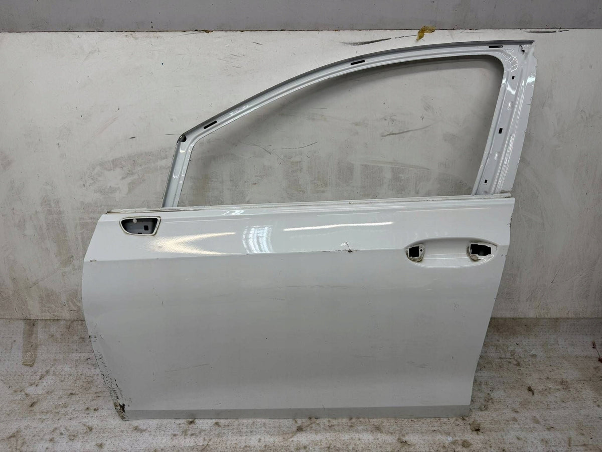 Originalfoto af den konkrete brugte del – VW Golf 8 venstre fordør – brugt