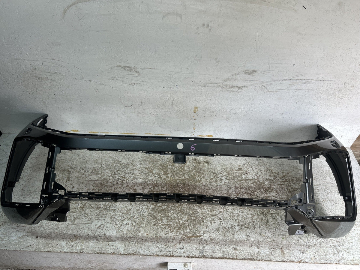 Originalfoto af den konkrete brugte del – VW Touareg III facelift R-Line forkofanger 760807221G – brugt