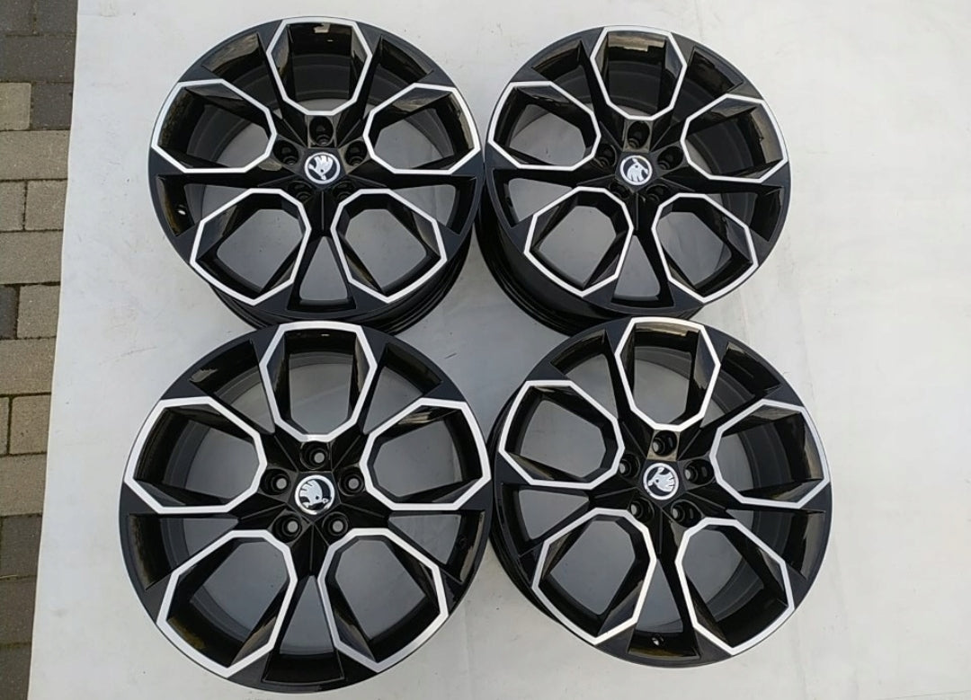 SKODA OCTAVIA 19"
