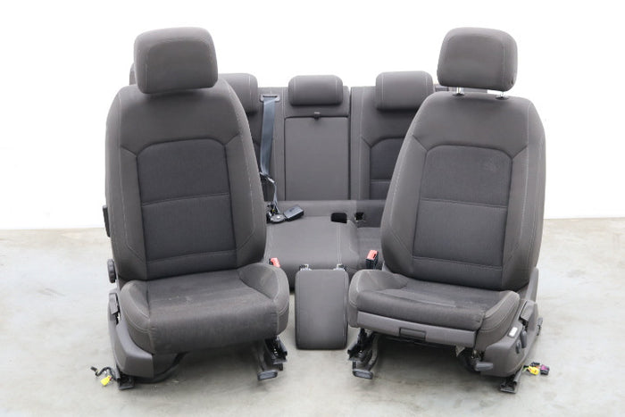 VW Passat B8 sedan ergonomisk sædesæt – brunt stof, brugt