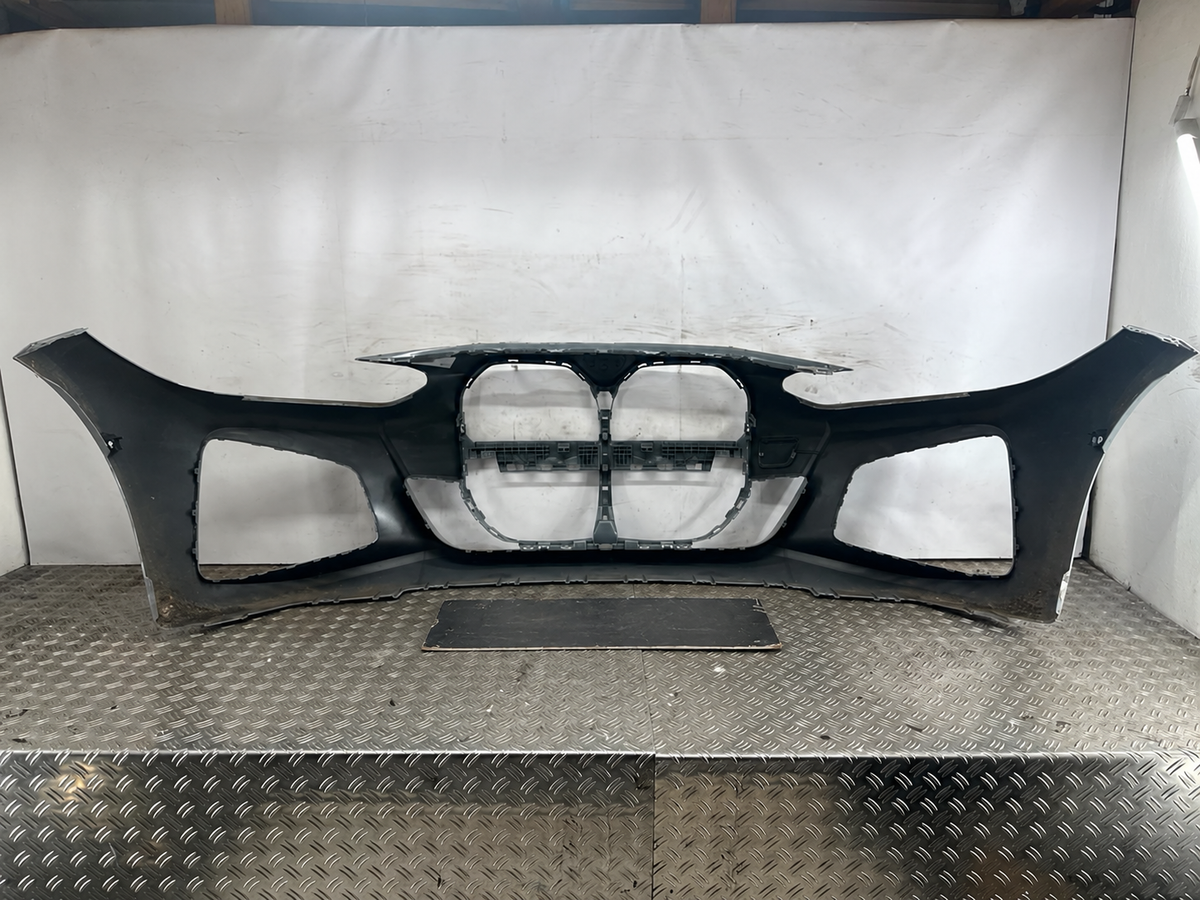 BMW G26 – grå M-frontkofangerskal 51118078573, ICE-udførelse – konkret del, billede 3