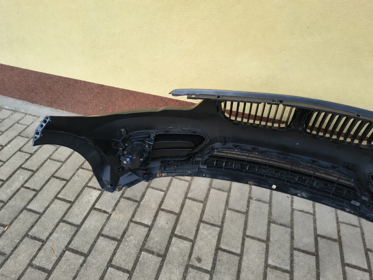 BMW F20/F21 LCI Sport Line – forkofanger med nyrer, gitre og to tågelygter – konkret del, foto 3