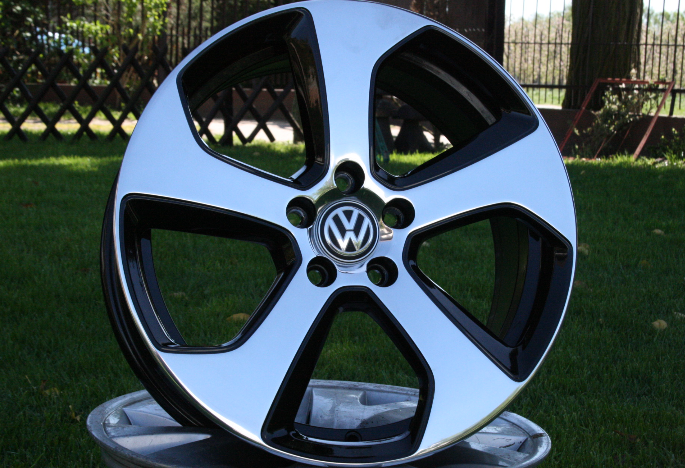 VW 18"