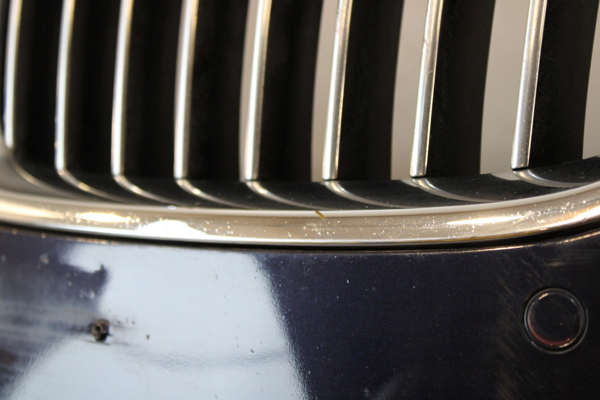 BMW F10/F11 LCI Luxury forkofanger – blå, med 4 PDC og tågelygter – originalfoto 3