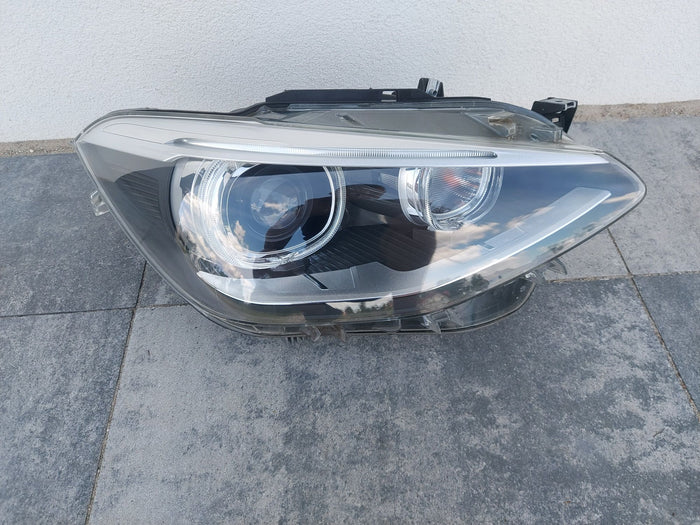 BMW F20/F21 før LCI – højre adaptiv bi-xenonforlygte EU, 7229680, med moduler og D1S