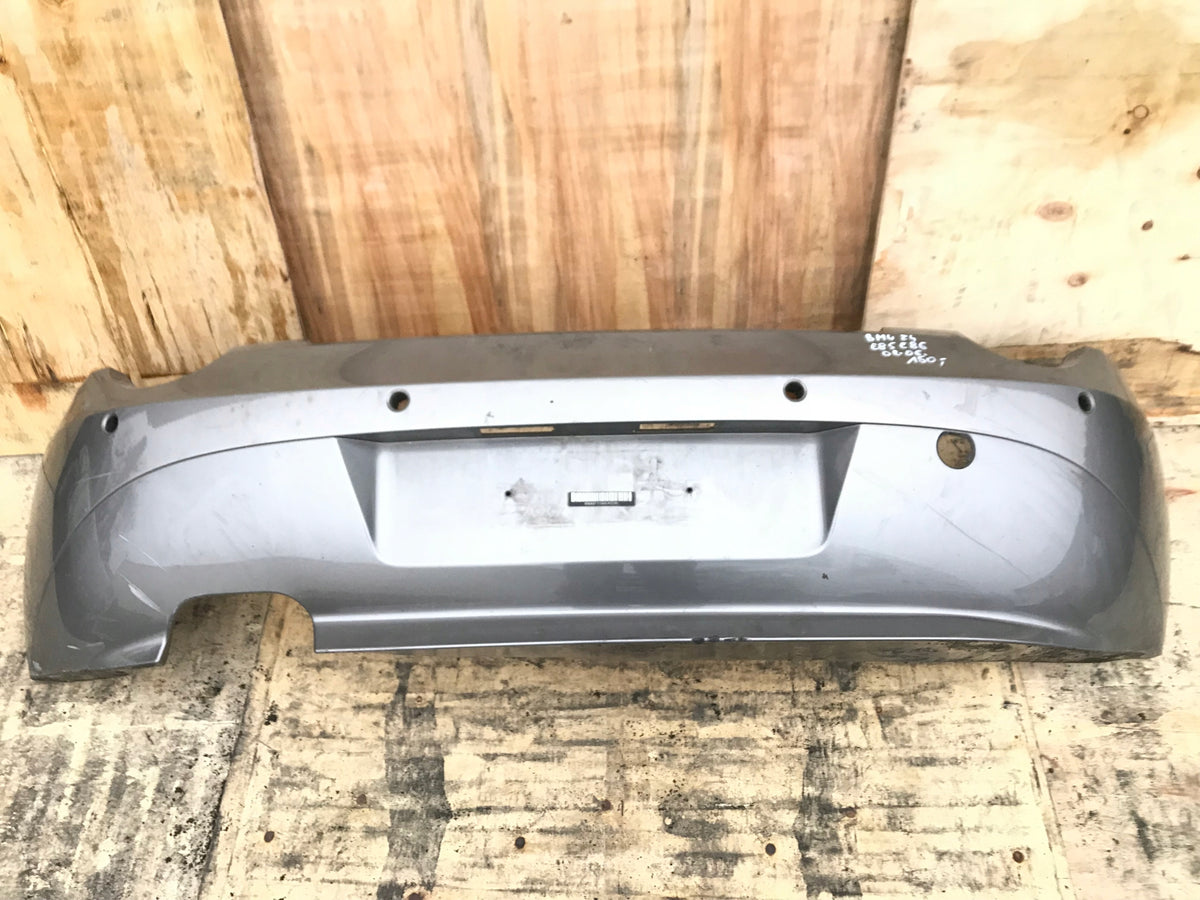 BMW Z4 E85 bagkofanger med PDC-huller, grå, brugt med ridser – foto 2