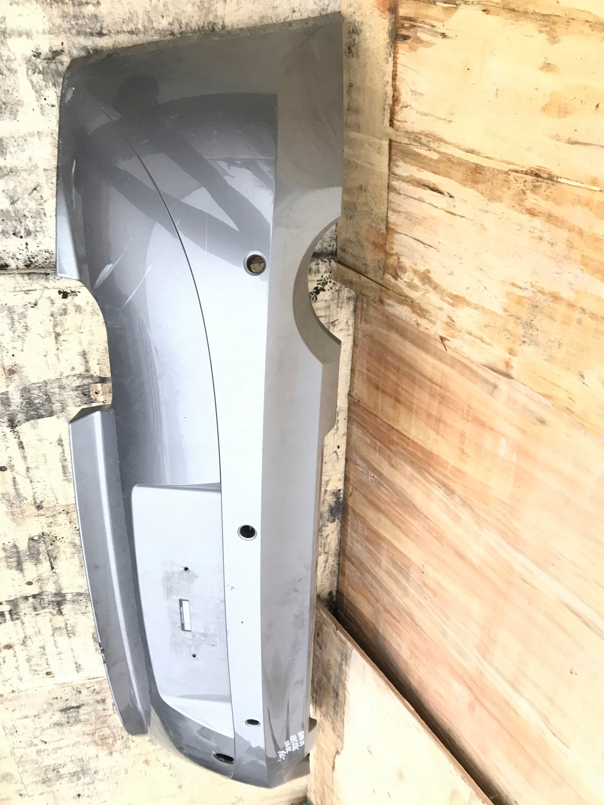 BMW Z4 E85 bagkofanger med PDC-huller, grå, brugt med ridser – foto 4