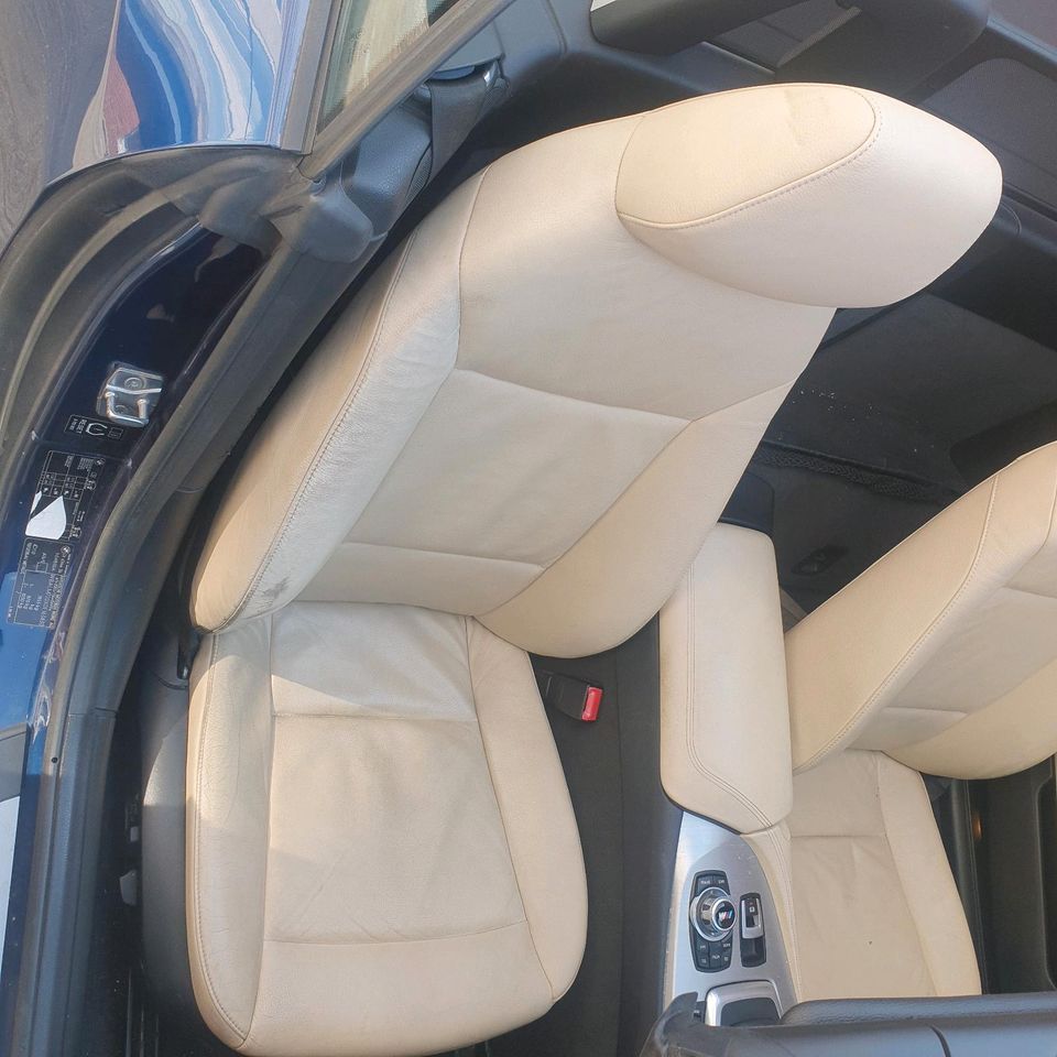 BMW Z4 E89 beige lædersæder, venstre og højre – oplyst eljustering og sædevarme – originalfoto 2