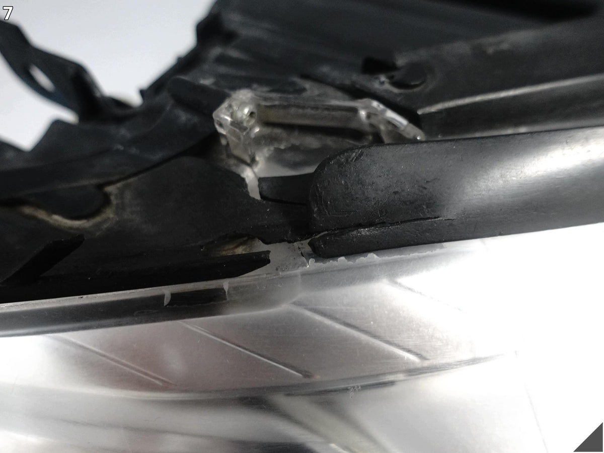 BMW 7-serie F01/F02 LCI – højre adaptiv LED-forlygte, EU, 7361226 – skadet hus – foto 3