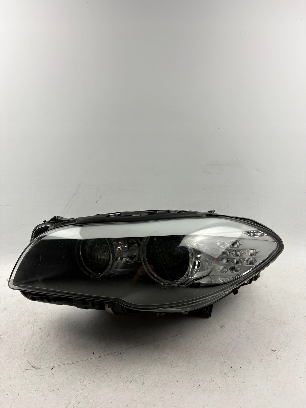 BMW F10/F11 venstre bi-xenon Dynamic-forlygte 2010–2013 – EU, 7203251-17, uden moduler