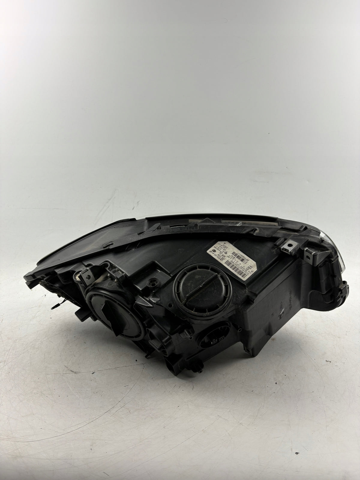 BMW F10/F11 venstre bi-xenon Dynamic-forlygte 2010–2013 – EU, 7203251-17, uden moduler – originalfoto 3