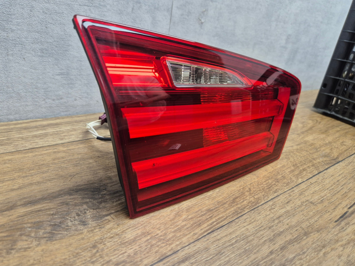 BMW F11 Touring før facelift – venstre inderbaglygte EU 7203227 – brugt – konkret del, foto 2