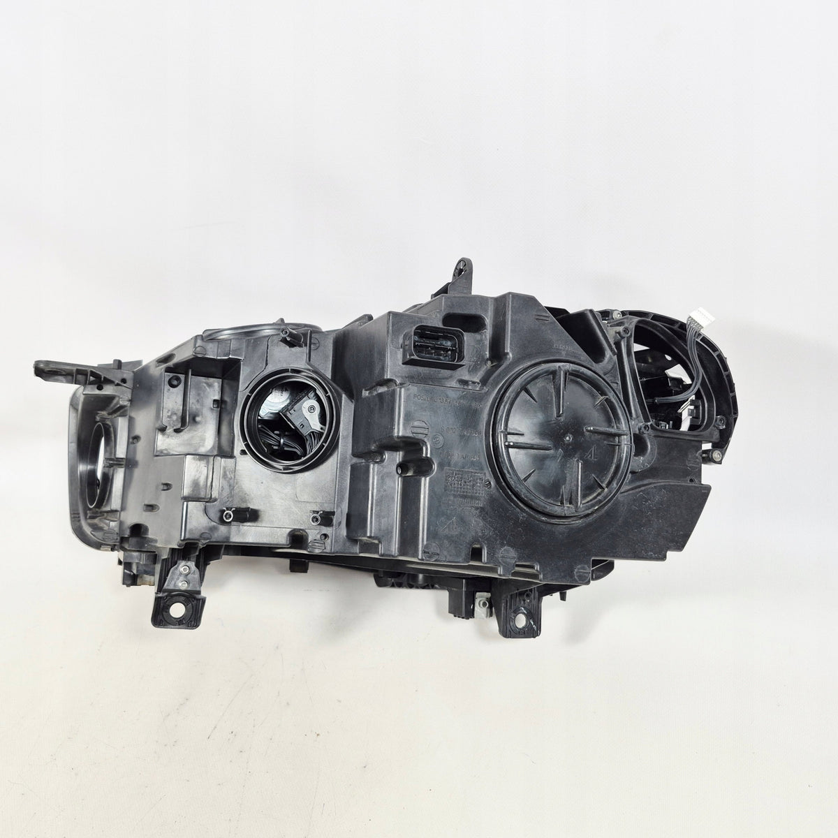 BMW F15/F16 Adaptive LED-forlygte højre 7494812 – bagside overblik
