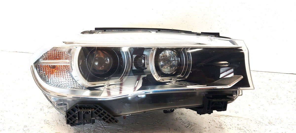 BMW F15/F16 – original adaptiv bi-xenon-forlygte højre, EU, 7399116