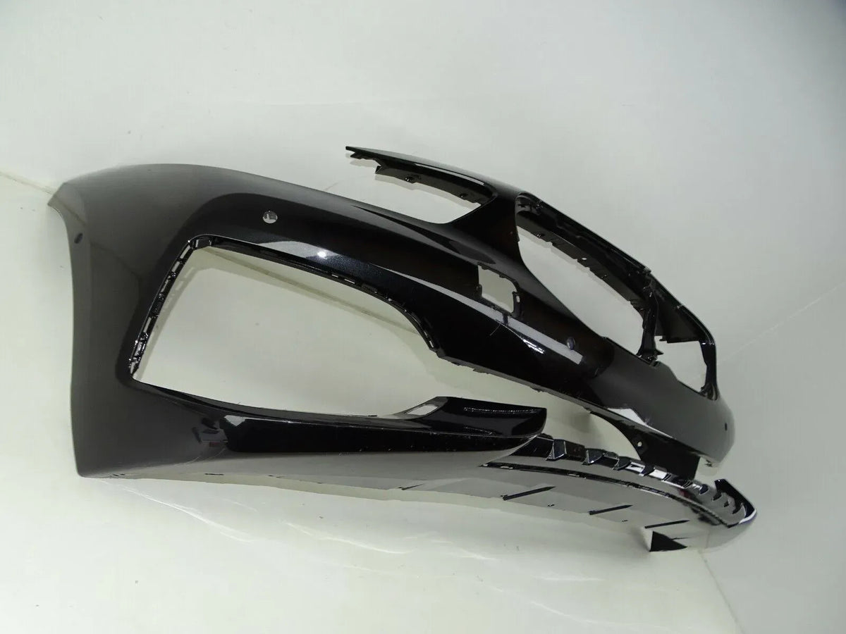 BMW F40 standard – frontkofangerbeklædning, 6 PDC/PMA-åbninger, 51117459708 – originalfoto 2