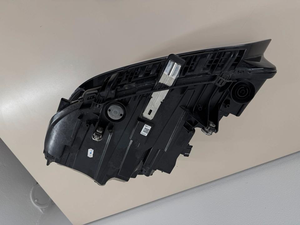 BMW F40 – højre LED-forlygte EU/LHD, 63119482808-08 – originalfoto 8
