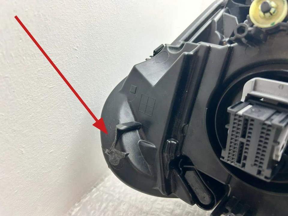 BMW X5 G05 LCI – højre LED-forlygte 5A5D2E4-05, knækket holder – foto 4