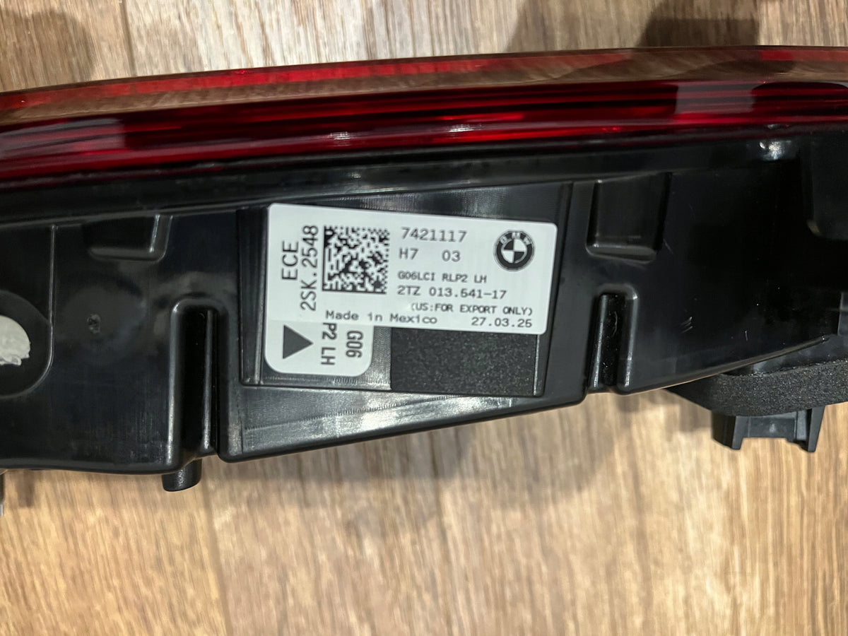 BMW X6 G06 LCI venstre indvendige baglygte – originalfoto 4