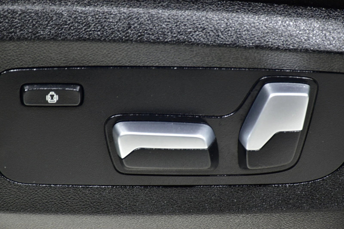 BMW X6 G06 sort Vernasca sportsinteriør – originalfoto 7