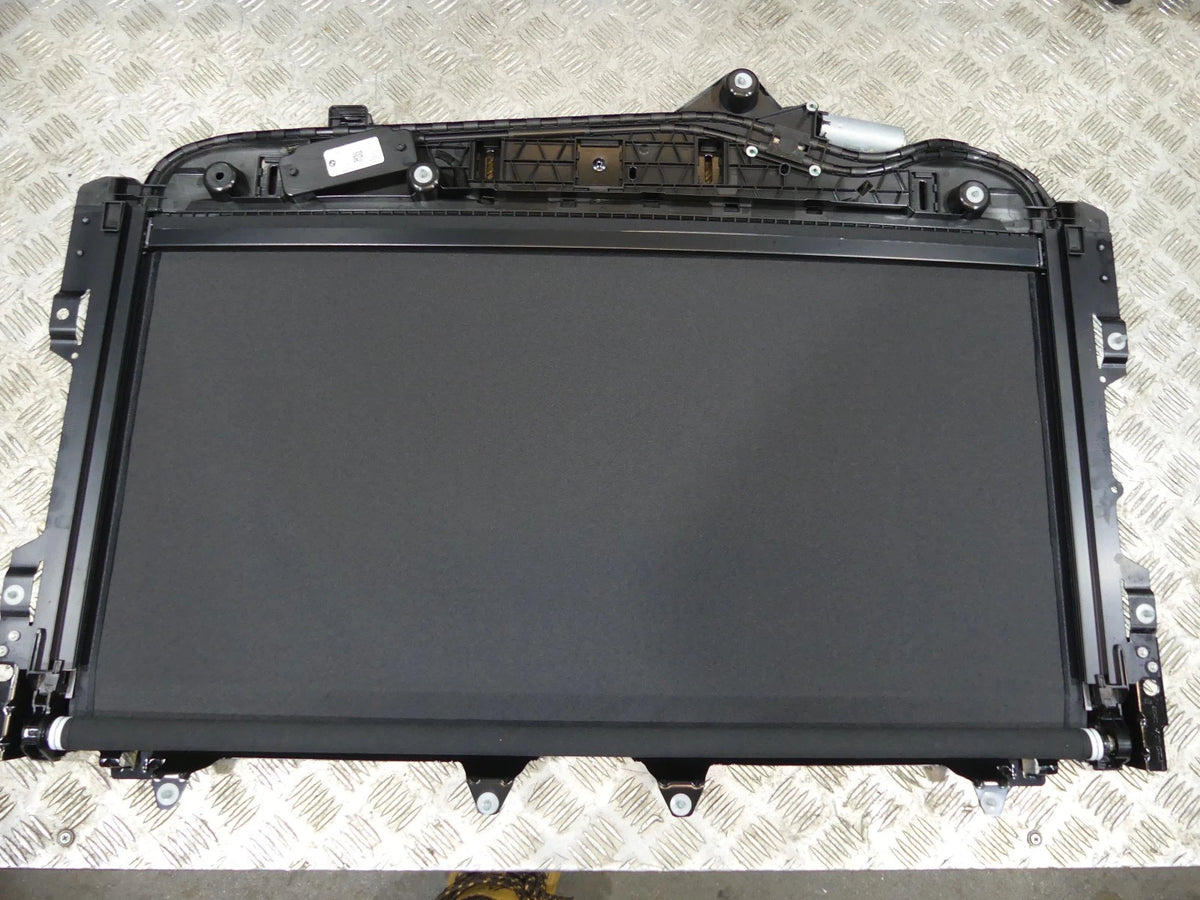 BMW X7 G07 LCI panorama-solskærmskassette – forside