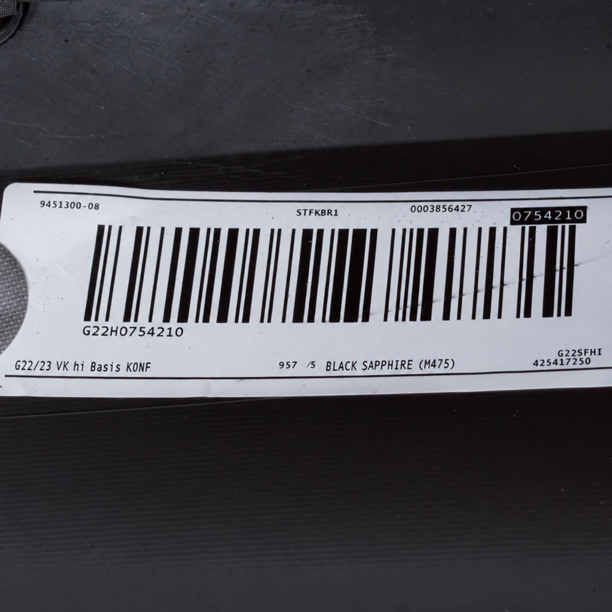 BMW G22/G23 – standardbagkofanger ECE med fire PDC, sort 475 og lakskade – foto 4