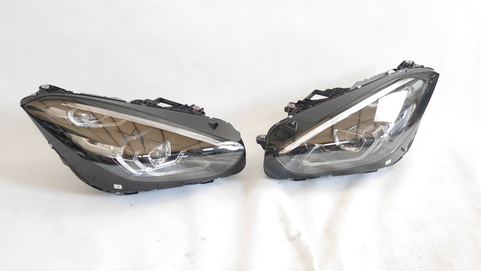 BMW Z4 G29 Full LED-forlygtepar EU – OE 5B416E3/5B416E4 med viste moduler