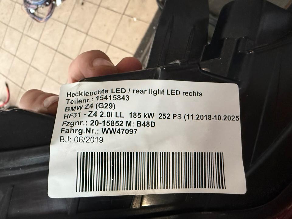 BMW Z4 G29 højre LED-baglygte – OE 7439018, donor 30i 2019 – foto 6 af den konkrete del