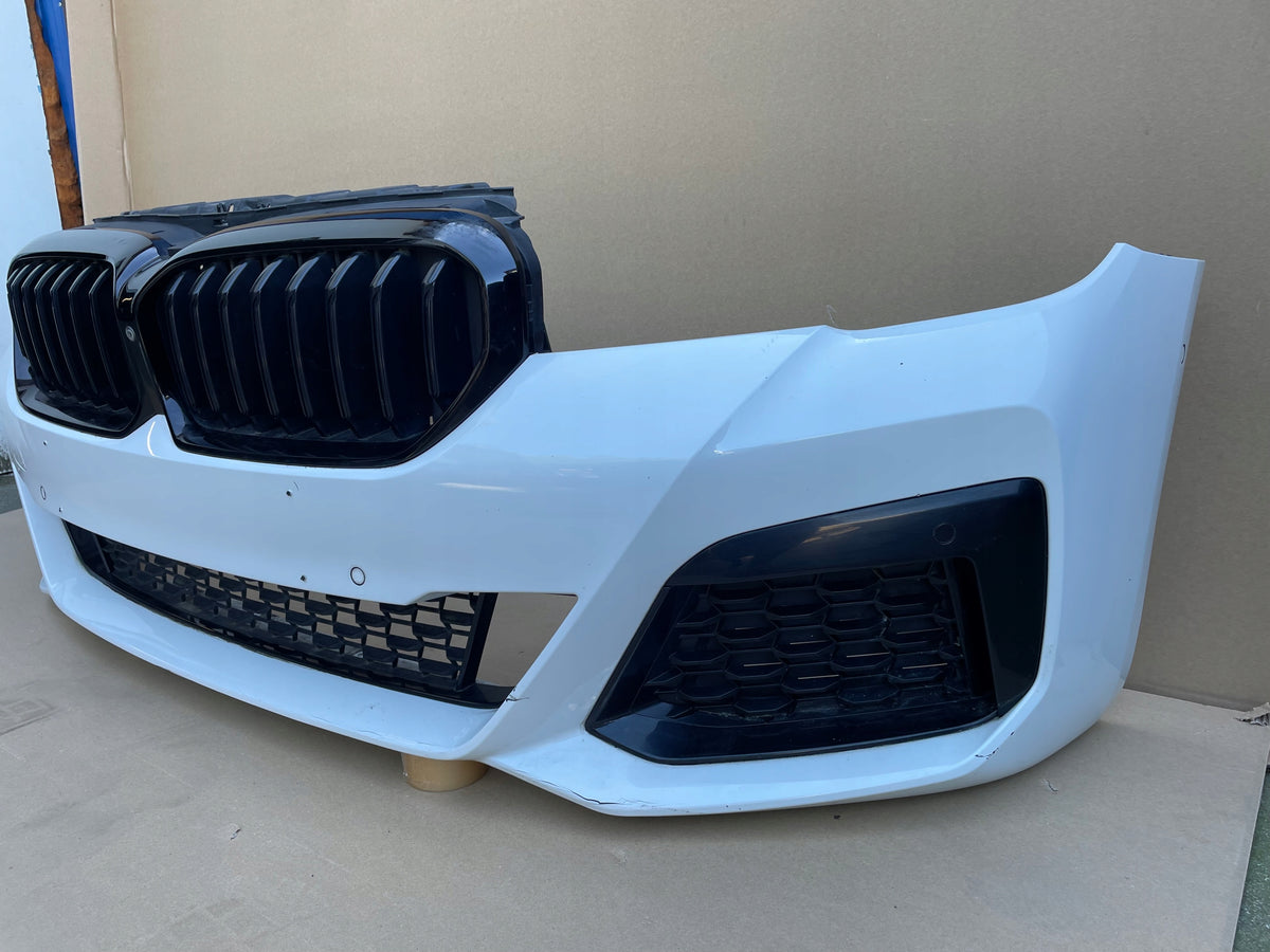 BMW G30/G31 LCI M-Sport forkofanger A300 med kamera – venstre side