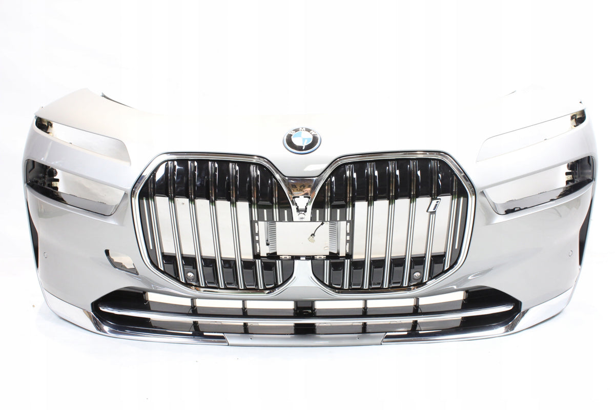 BMW 7-serie G70 – standard forkofanger, C67 Spacesilver, med nyregrill
