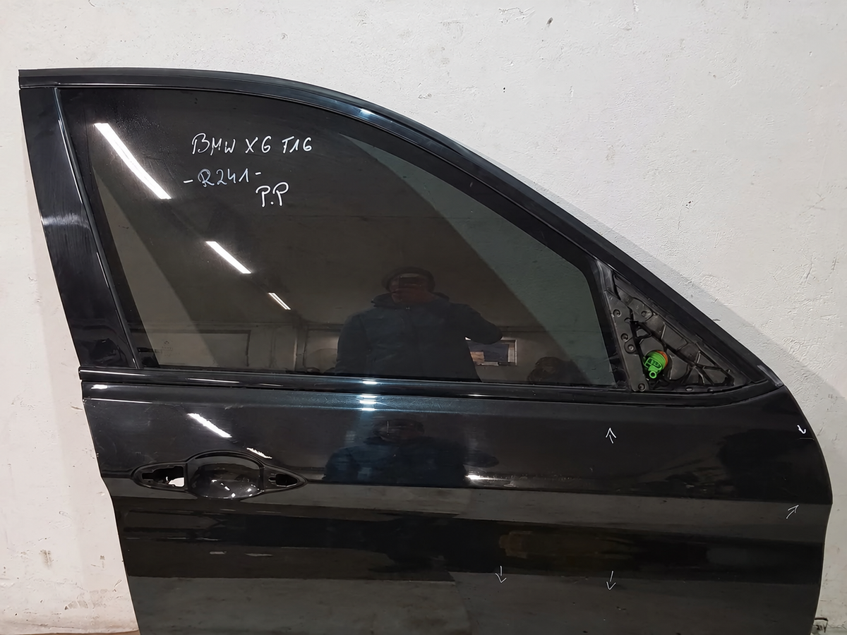 BMW X6 F16 – højre fordør som vist, LHD-donor, omlakeret – uden spejl/indtræk