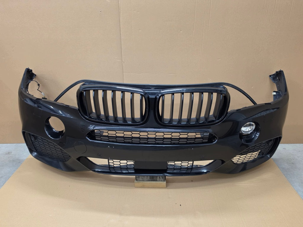 BMW X6 F16 – original M-Sport forkofanger, 475 Black Sapphire, EU – komplet som vist