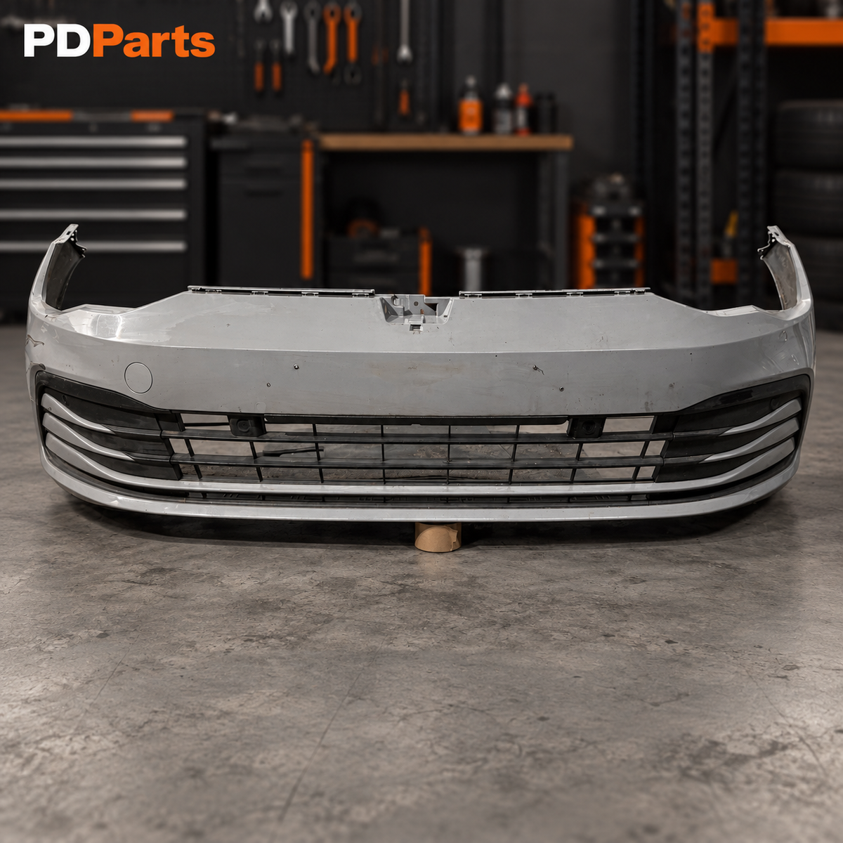 VW Golf 8 standard forkofanger med gitre – LA7C, brugt