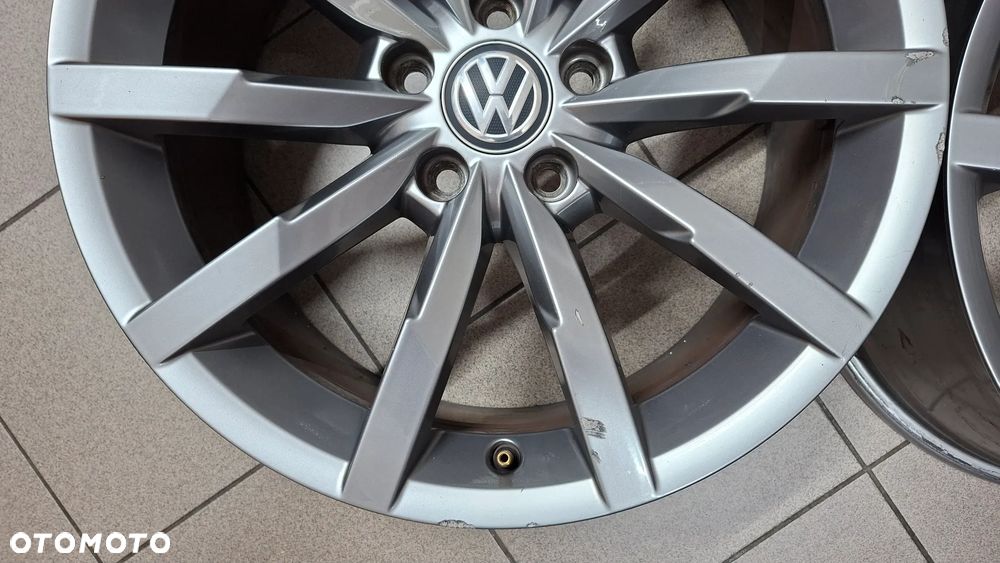 Volkswagen Monterey 18″ – 3G0601025Q – 4 fælge uden dæk – foto 3