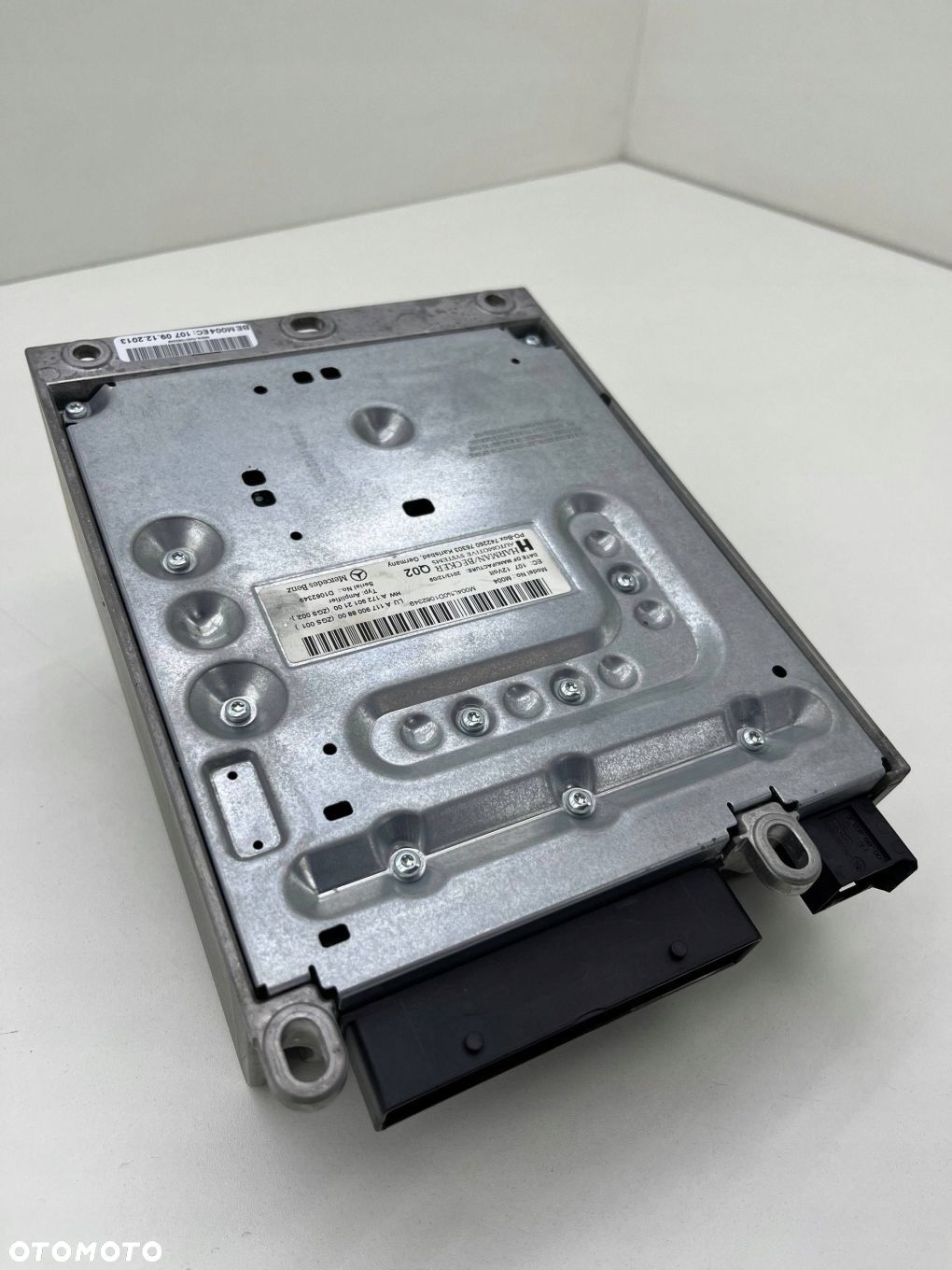 Mercedes CLA 117 Harman/Becker-forstærker A1179008800 – original enhed og tilslutning