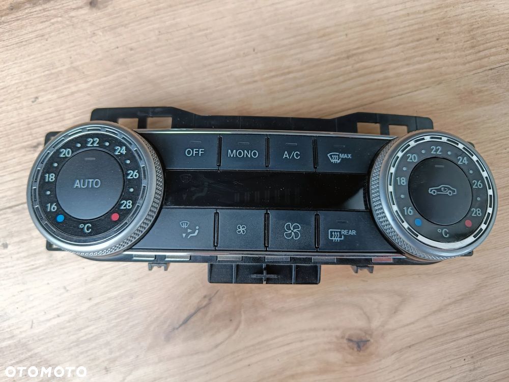 Mercedes GLK X204 – klimapanel AUTO/MONO, A2048304190