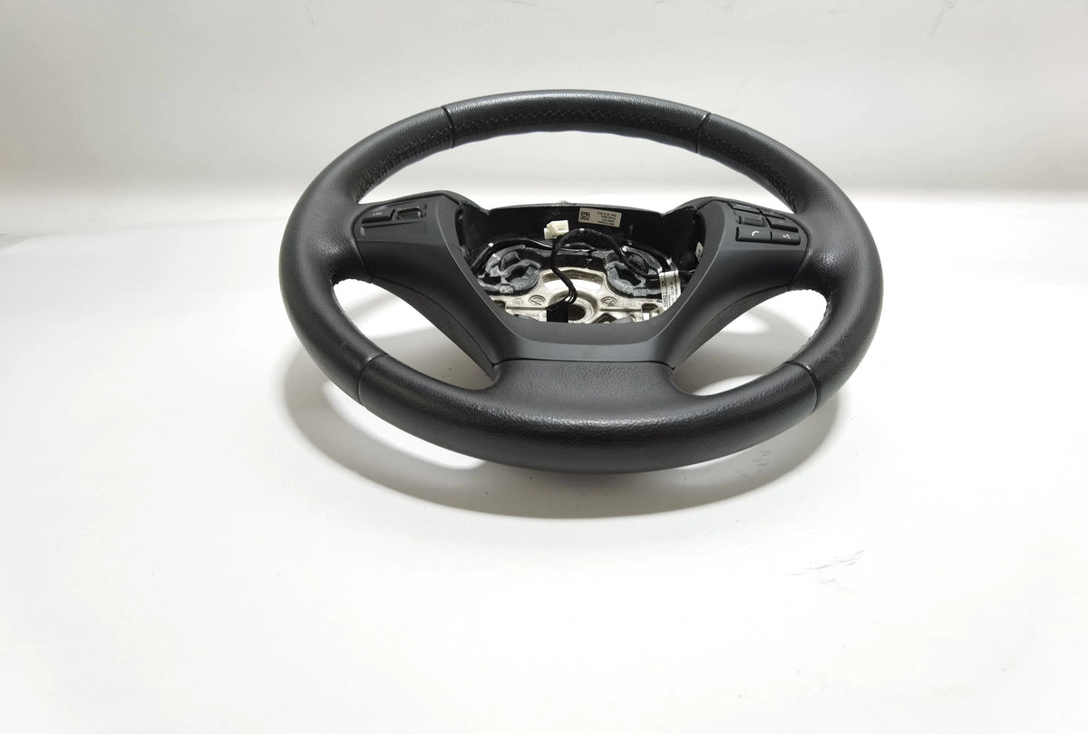 BMW F20/F21 standardlæderrat med multifunktion og LIM – uden airbag, 6854753 – originalfoto 3, faktisk stand bevaret