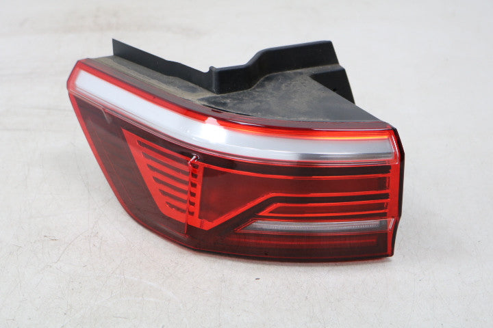 VW Multivan T7 venstre ydre LED-baglygte – 7T0945095B, brugt