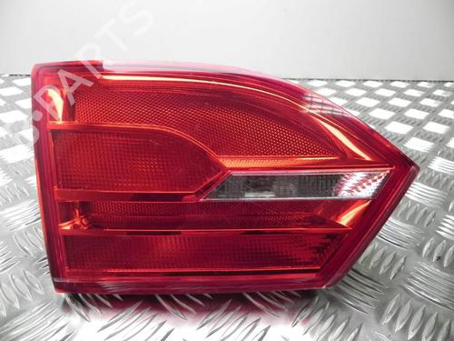 VW Jetta 5C venstre indre baglygte, brugt