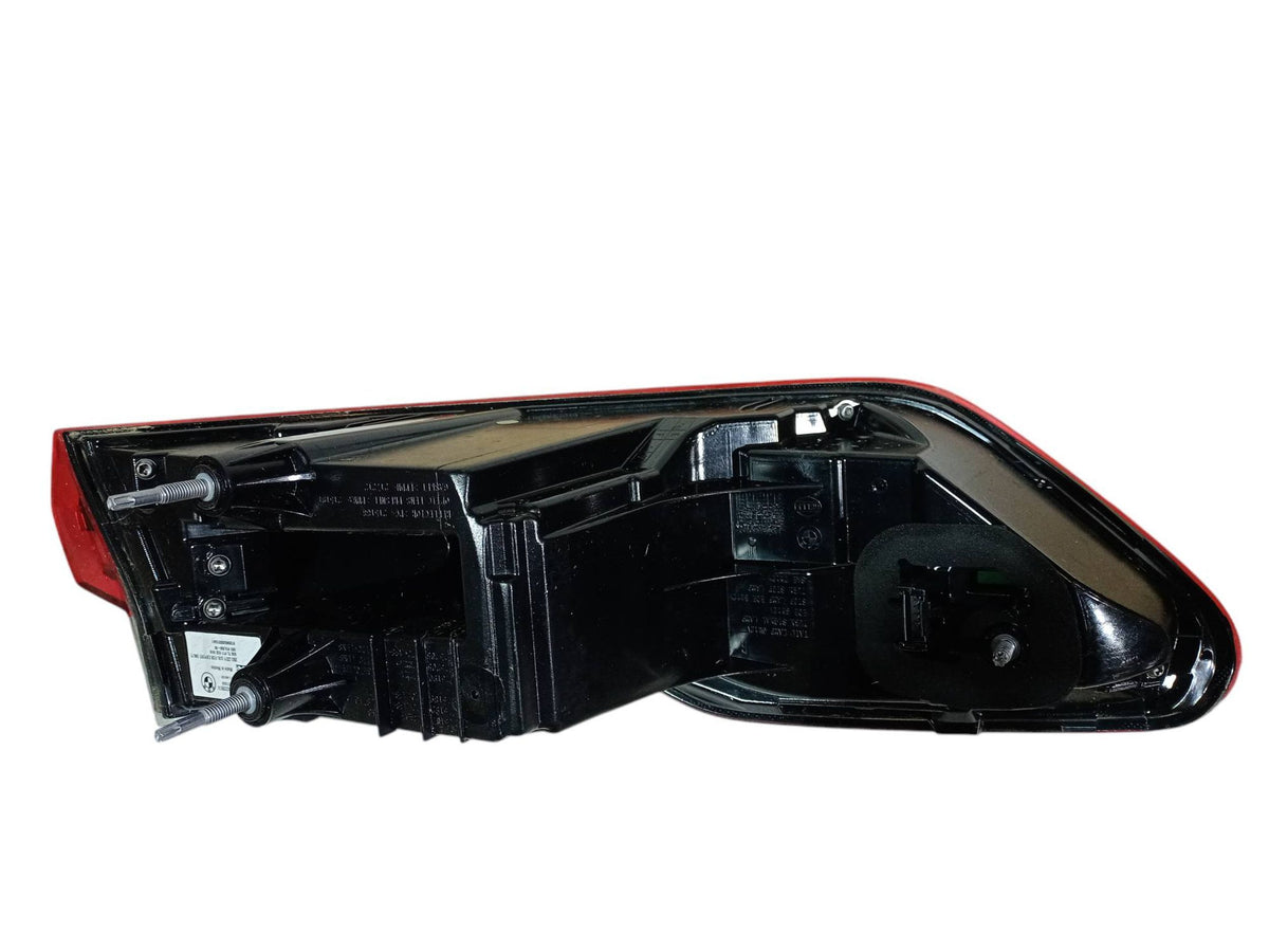 BMW X4 G02 LCI – højre udvendige ECE LED-baglygte 7409396 med ridser – foto 4