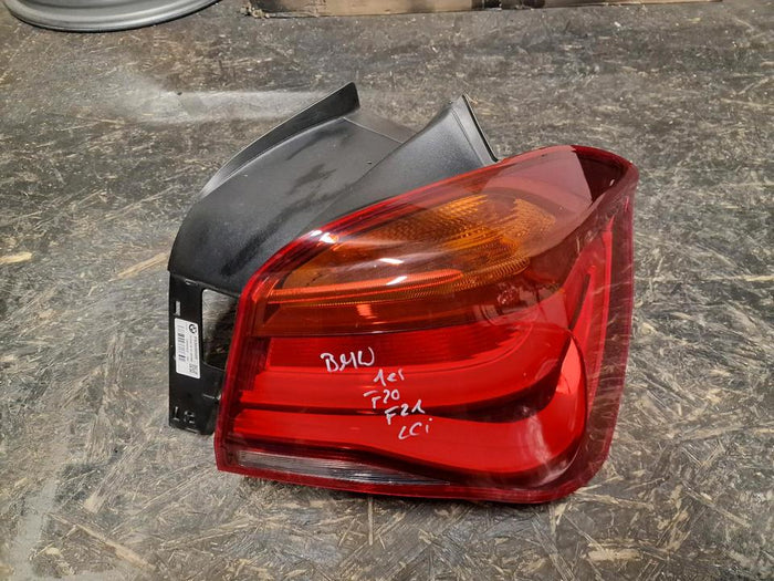 BMW F20/F21 LCI Blackline – højre udvendig LED-baglygte, 7456502-03