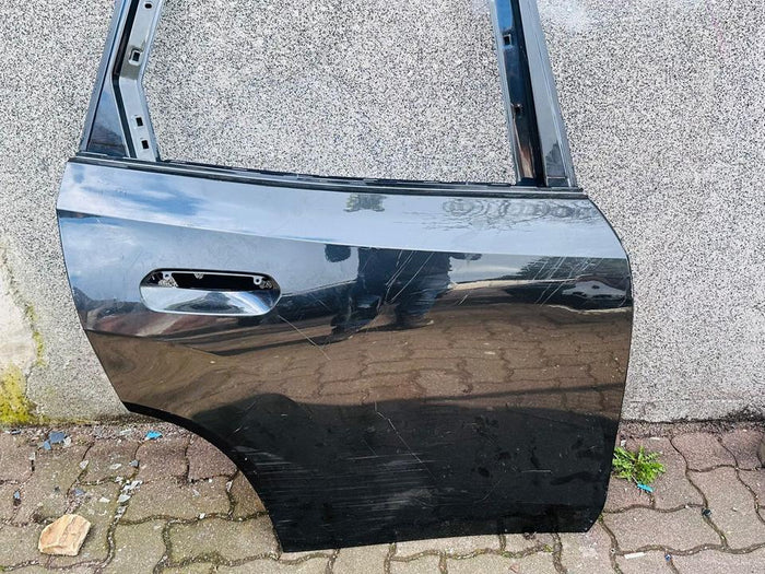 BMW X3 G45 – højre bagdørskal med lakskader