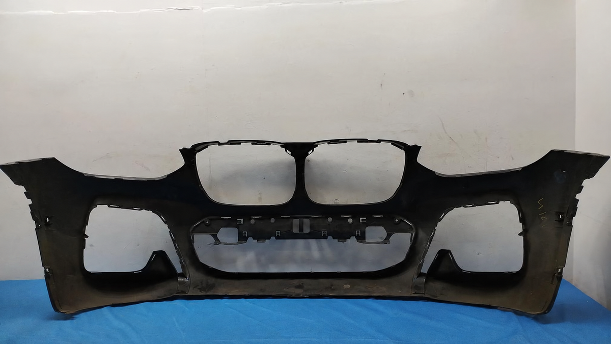 BMW X3 G01/X4 G02 M-Sport – forreste kofangerskal 8089743, sort – den konkrete del, foto 2
