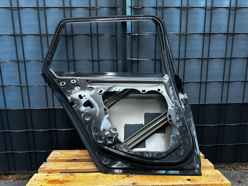 BMW X3 G01 – venstre bagdørskal, annonceret 41007465533, med lakskade – dokumenteret originaldel, foto 3