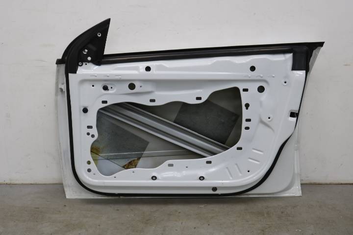 VW CC højre fordør 3C8831056H – hvid LC9A, brugt – originalt detailfoto