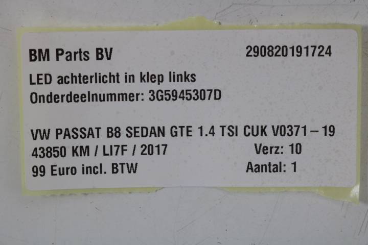 VW Passat B8 sedan venstre indre LED-baglygte – 3G5945307D – originalfoto 5 af den konkrete vare