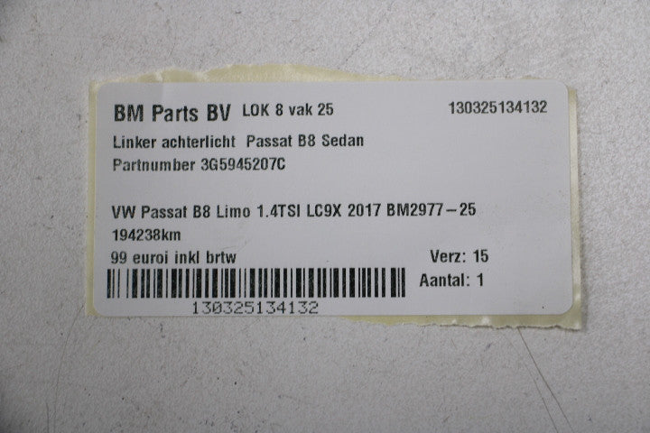 VW Passat B8 sedan venstre ydre baglygte – 3G5945207C