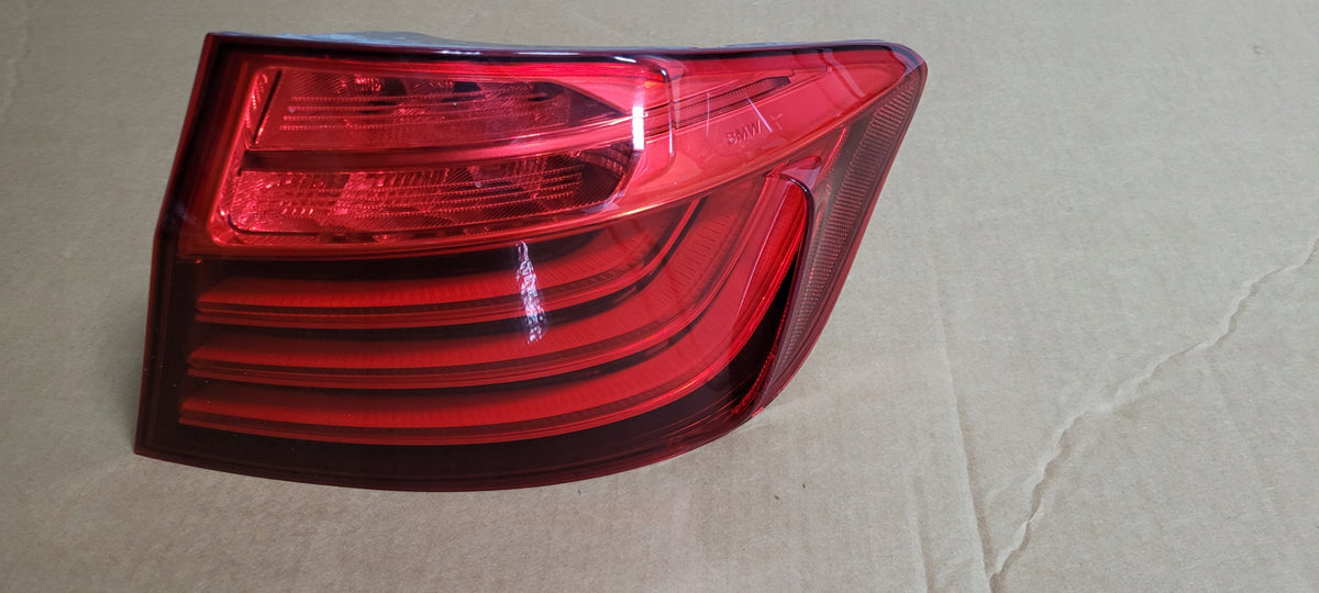 BMW F10 Sedan LCI højre ydre LED-baglygte – EU, 7306162