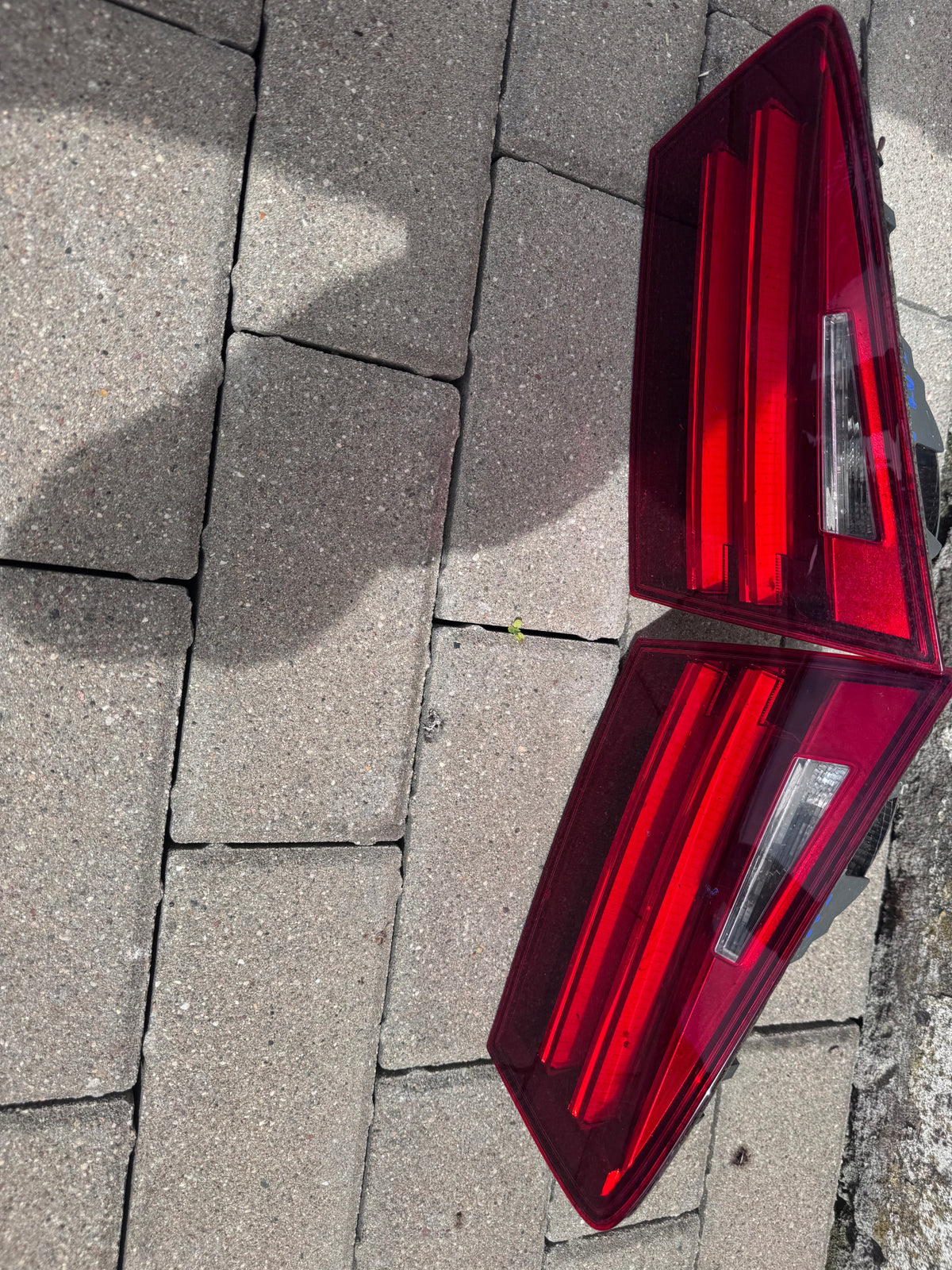BMW F11 Touring LCI indvendige LED-baglygter EU venstre og højre – originalfoto 10